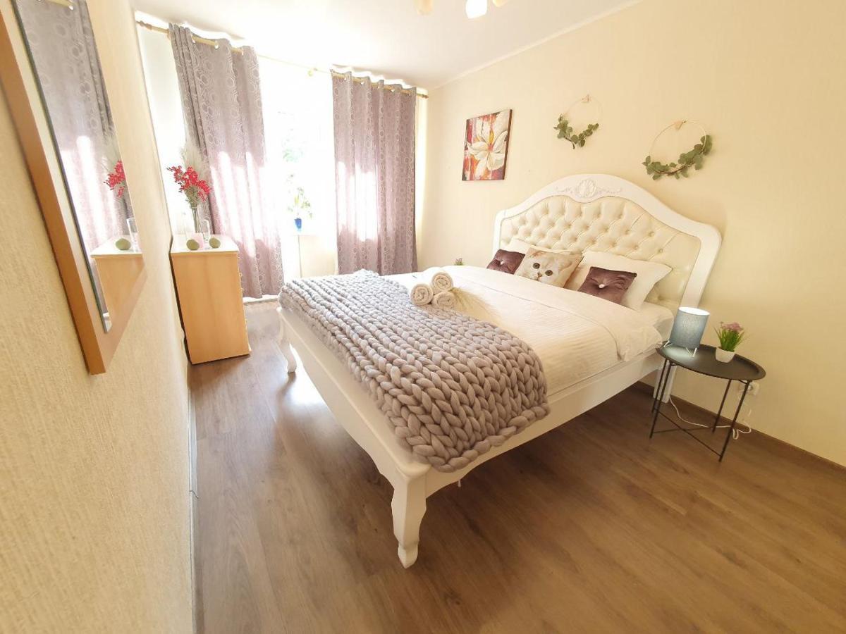 Inn Home Apartments - Pechersk Area Kyiv Exterior photo