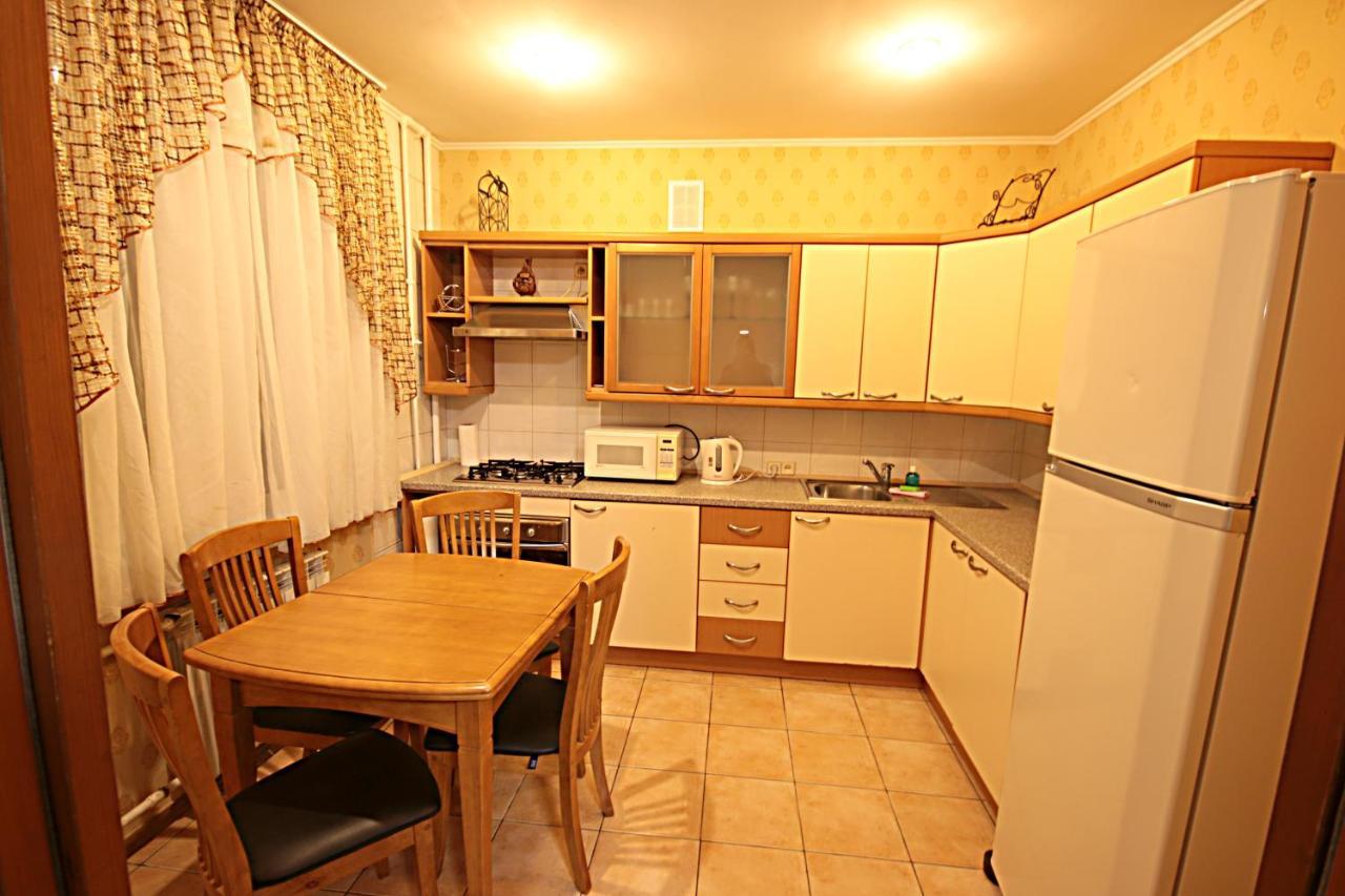 Inn Home Apartments - Pechersk Area Kyiv Exterior photo
